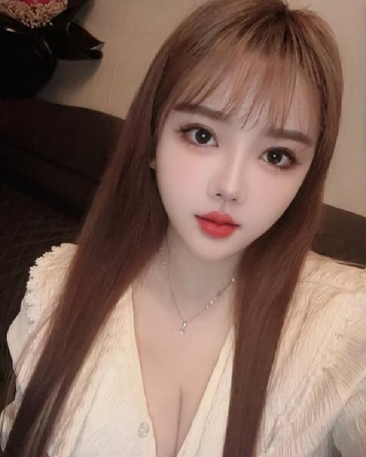 居家d奶漂亮小姐姐