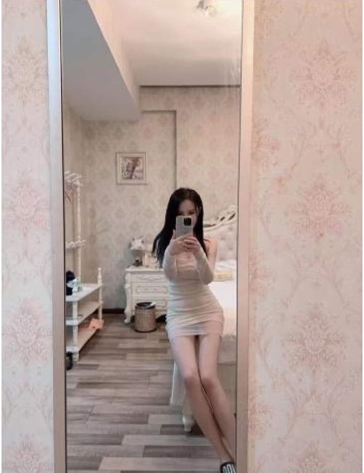 光谷颜值辣妹