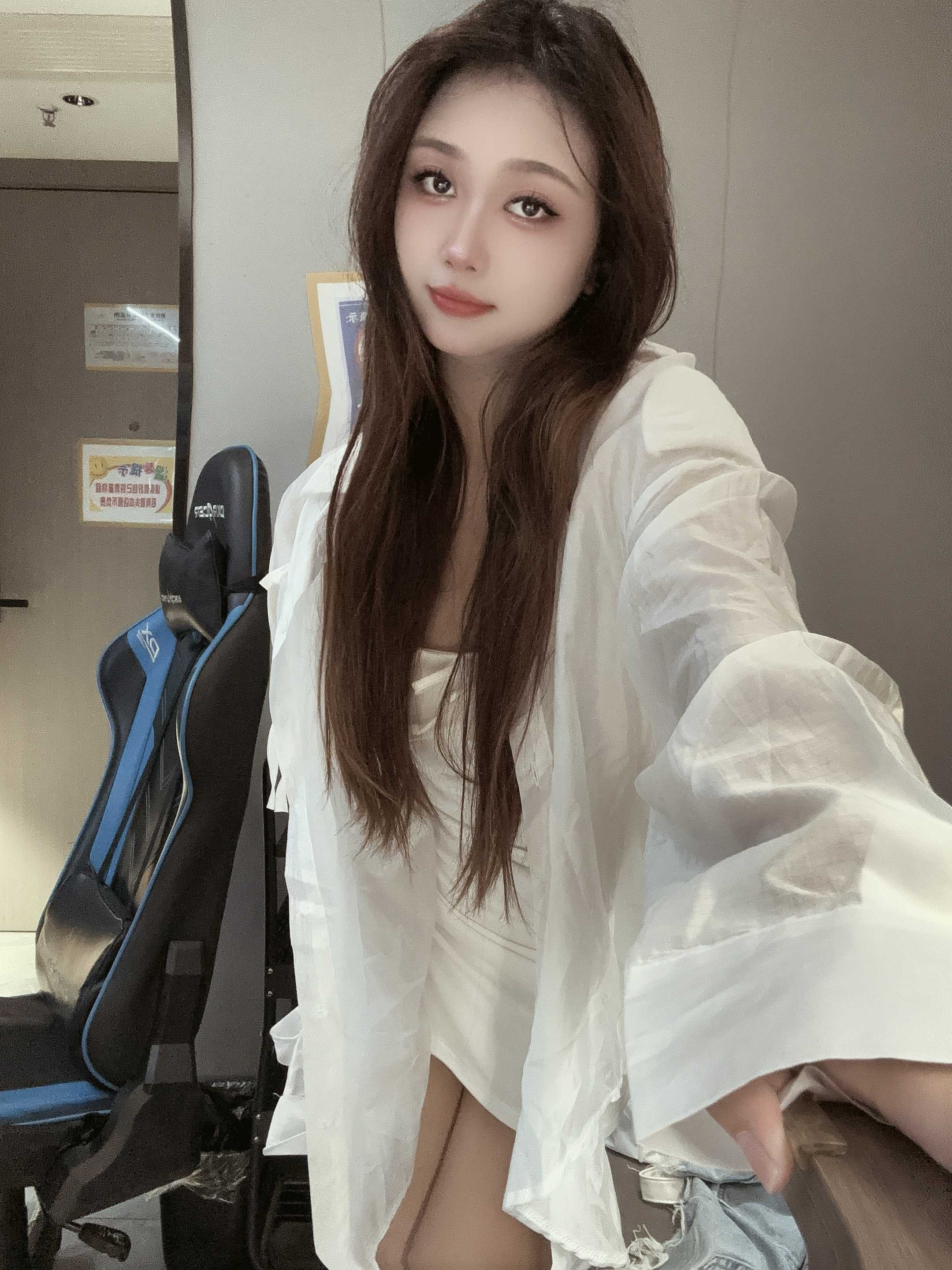 真诚相待，漂亮小妹