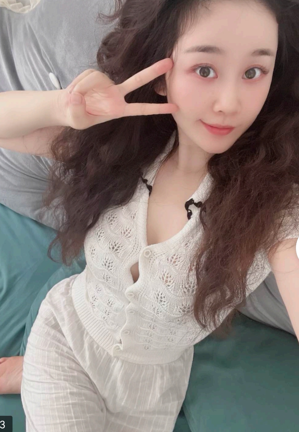 翘臀美女,冷艳御姐,按在胯下征服