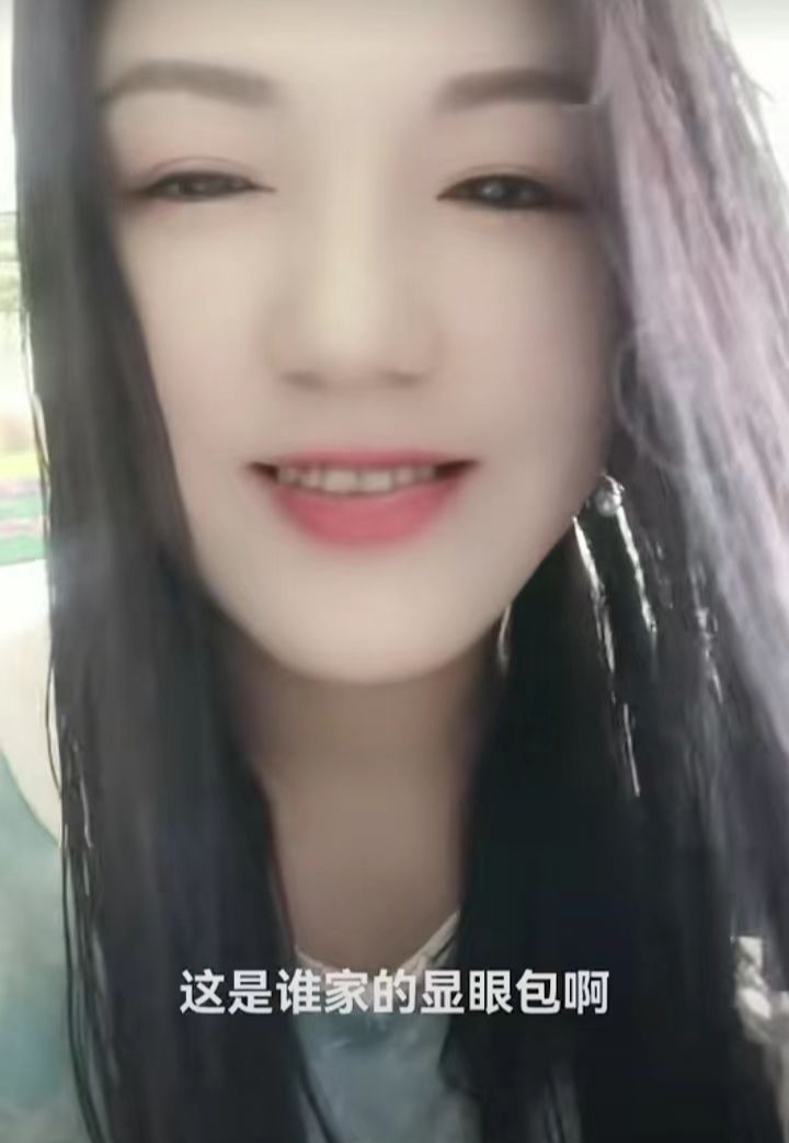 竞秀区妩媚少妇姗姗