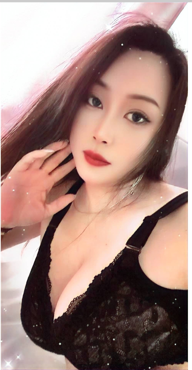 津南大胸妹