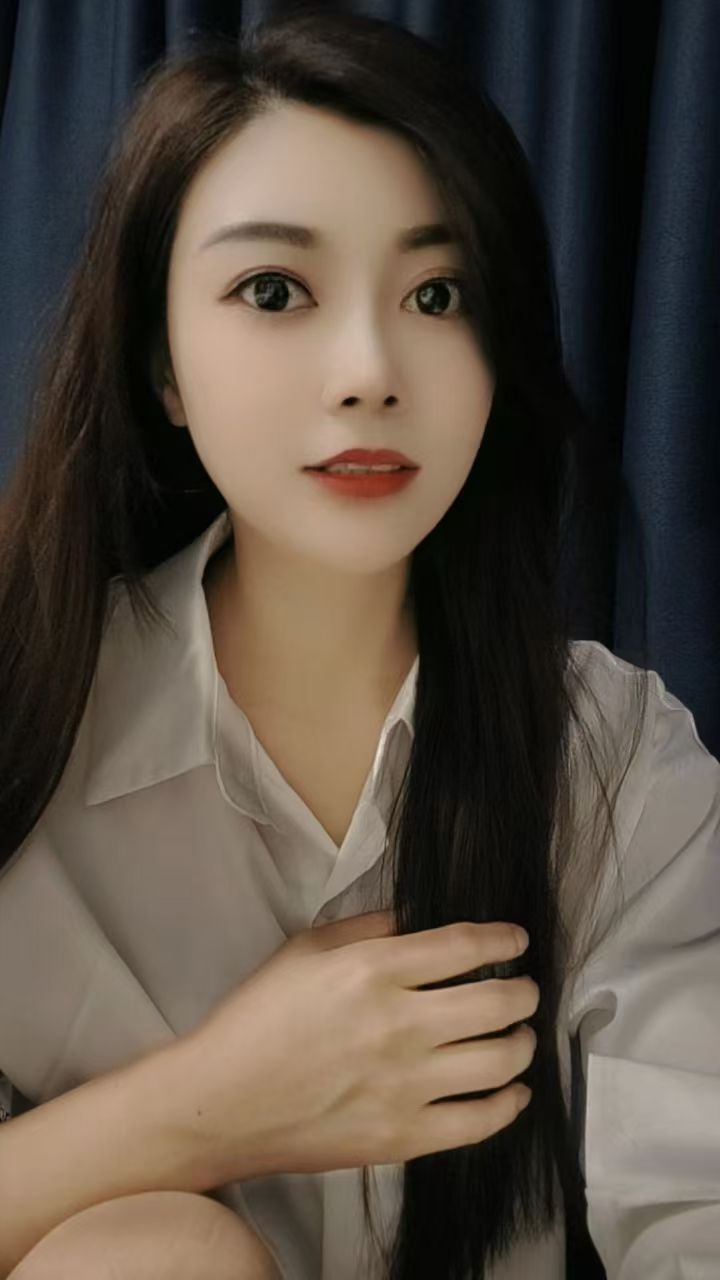 居家小少妇