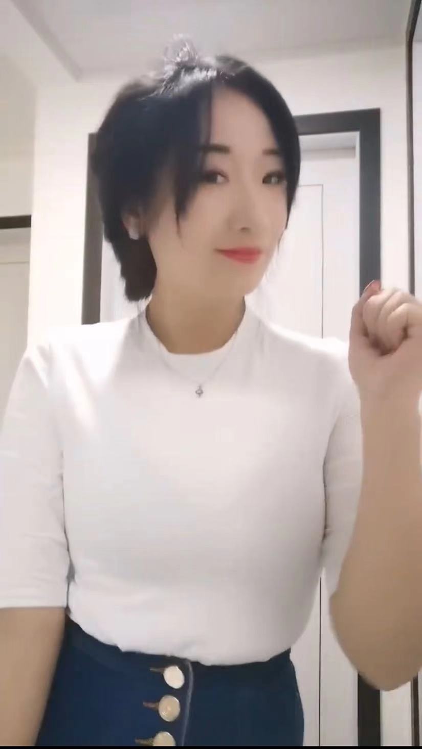 酒窝女孩昕昕
