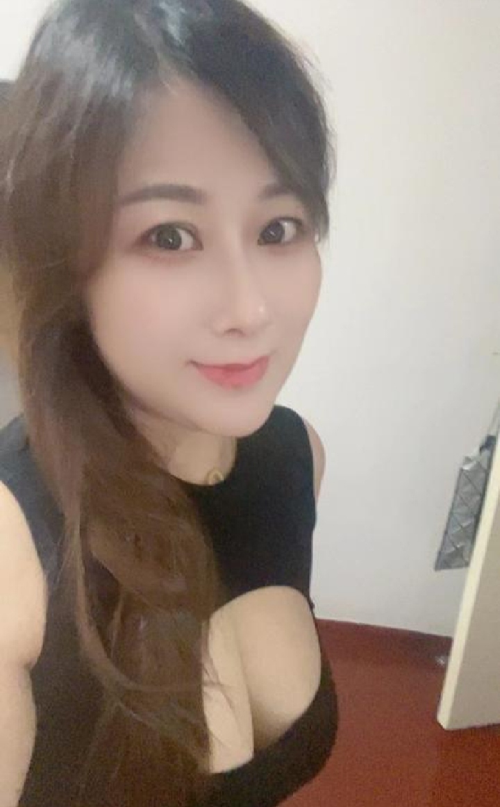 闵行服务控大胸少妇