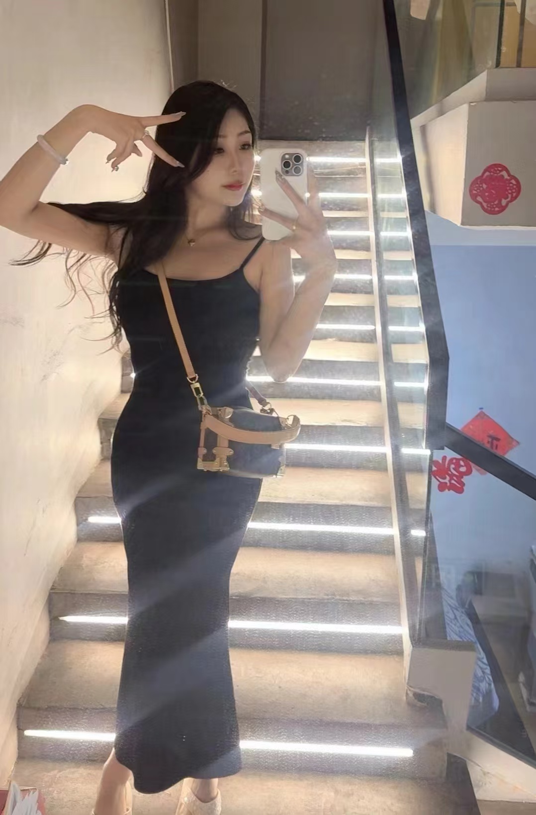 南明风情辣妹小太阳