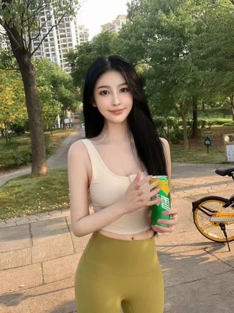 身高172模特身材美女