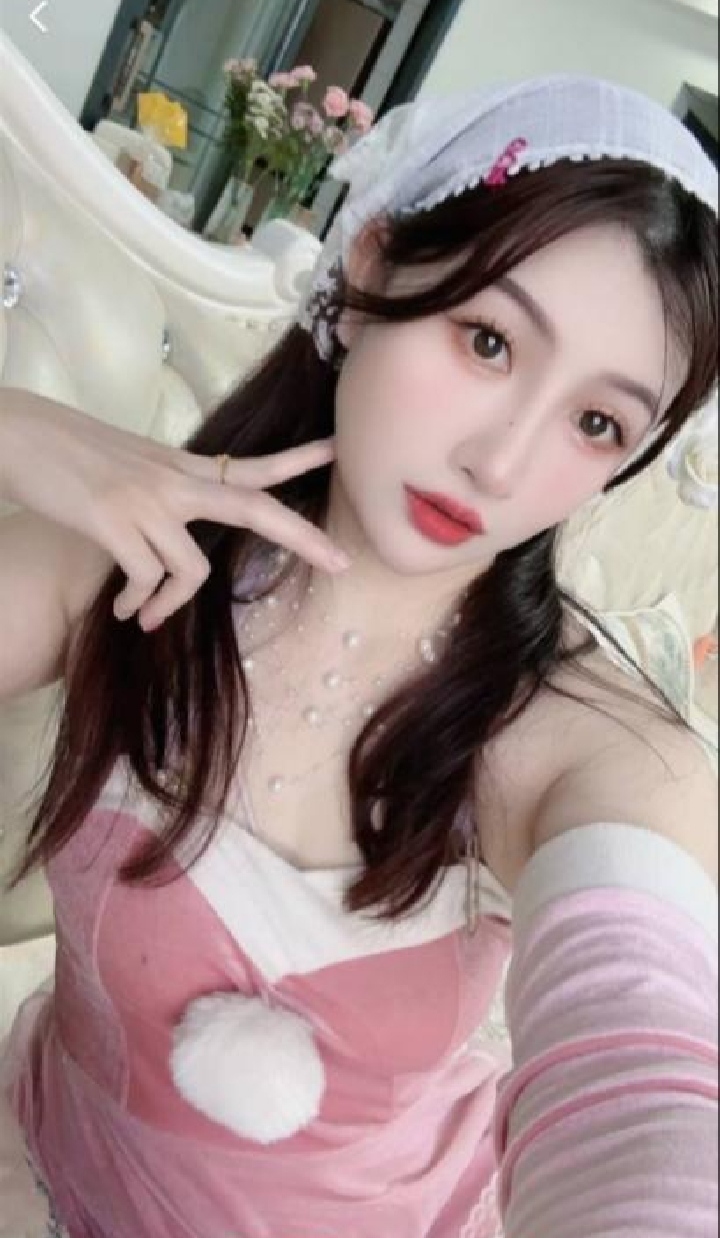 再刷制服媚狐狸丹妮儿