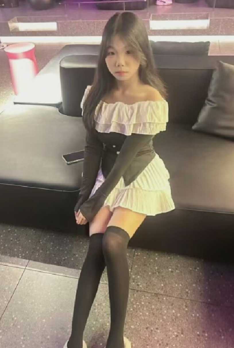 北海02年小美女一枚