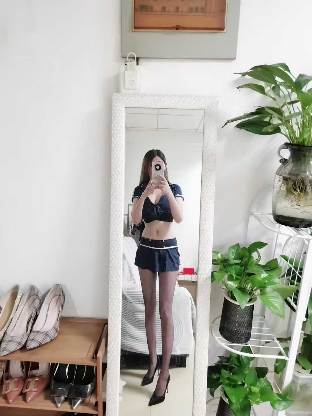 西乡塘性感美女