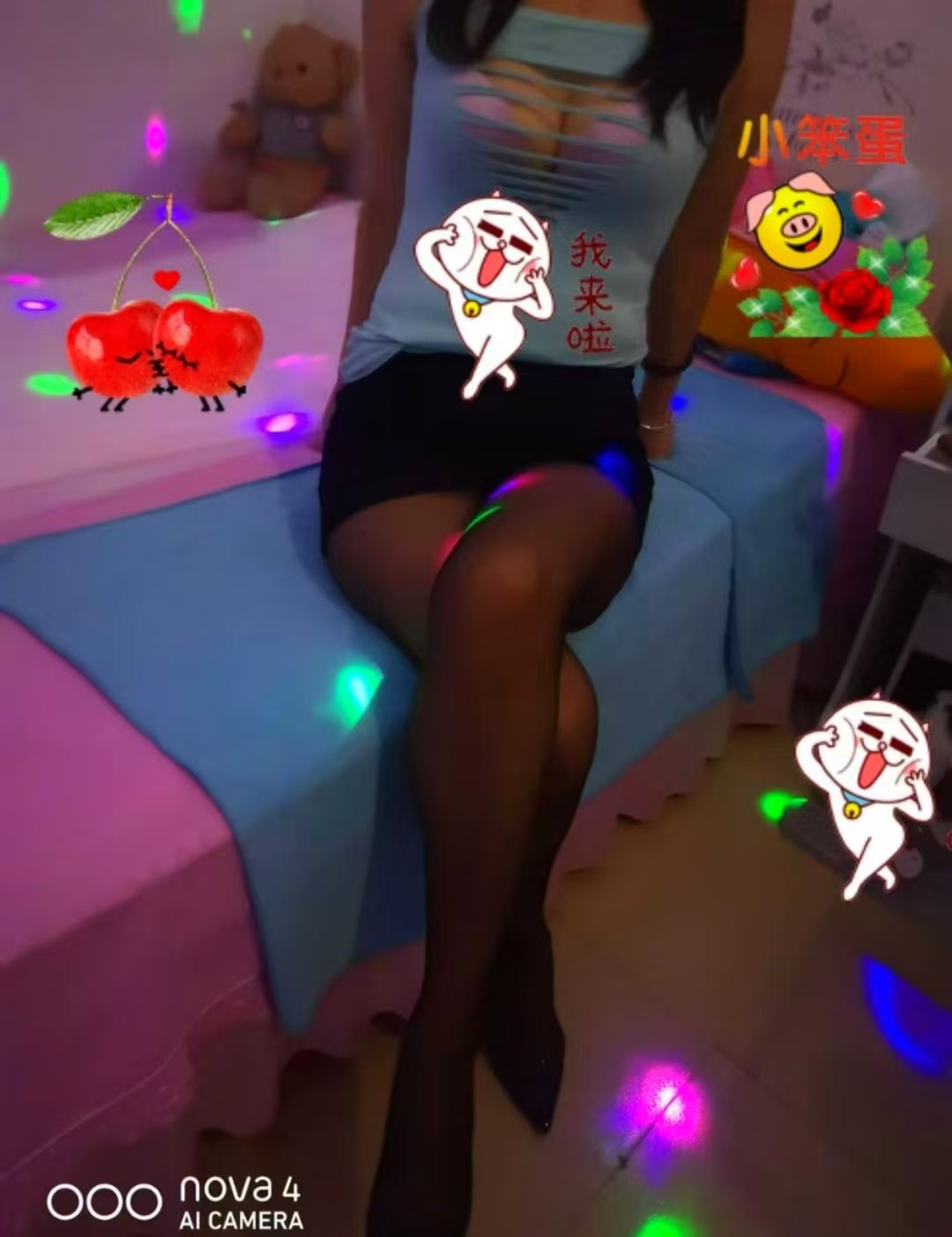 石头岩大胸环保小姐姐