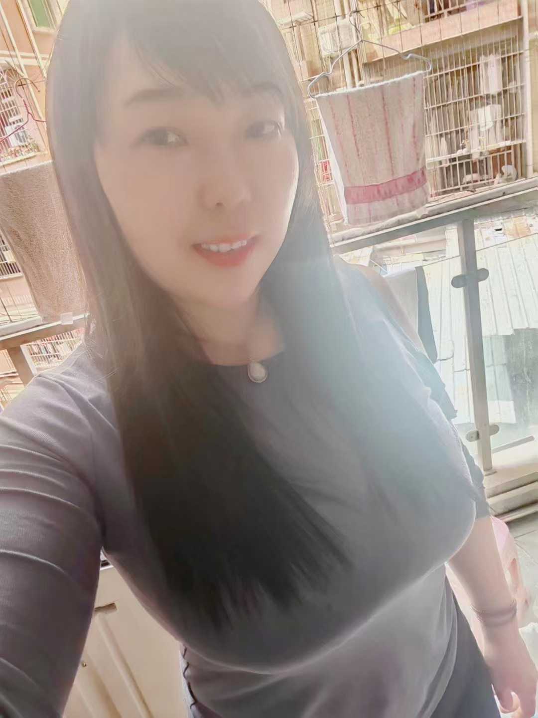 温柔服务系少妇小丽