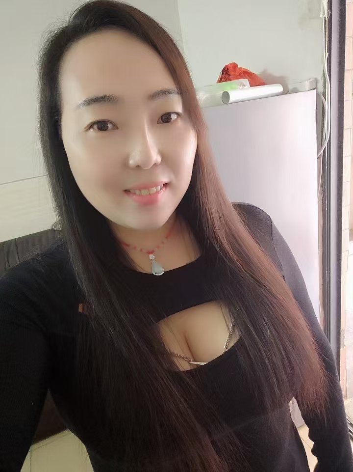 温柔服务系少妇小丽