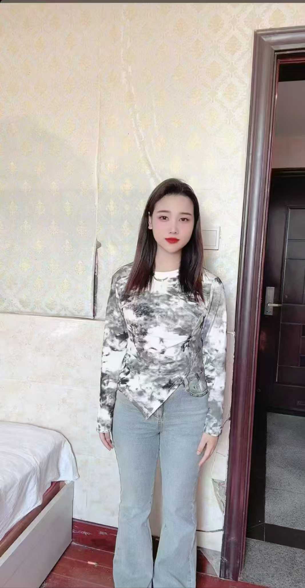 江南肉感嫩妹小雪糕