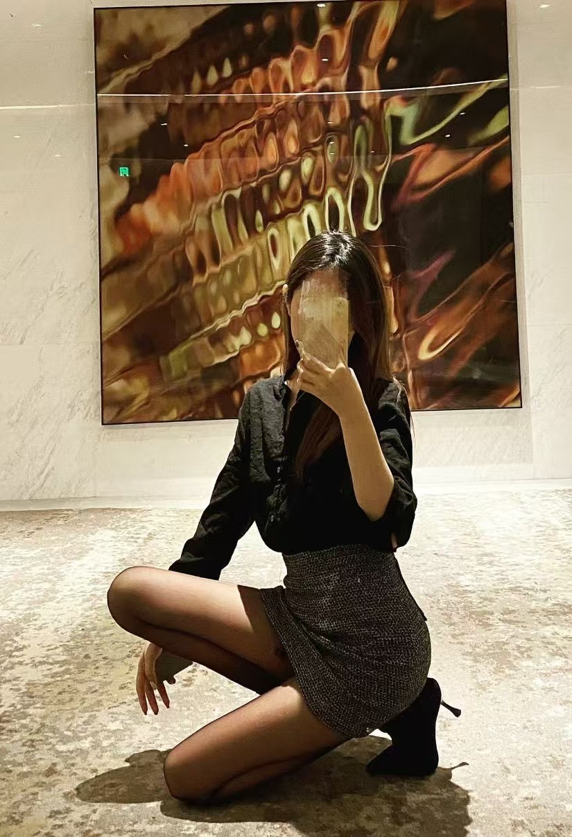 万达附近长腿辣妹荷包蛋