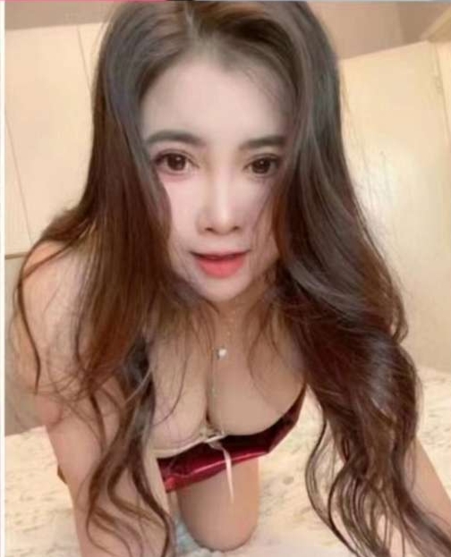 胸大丰满少妇