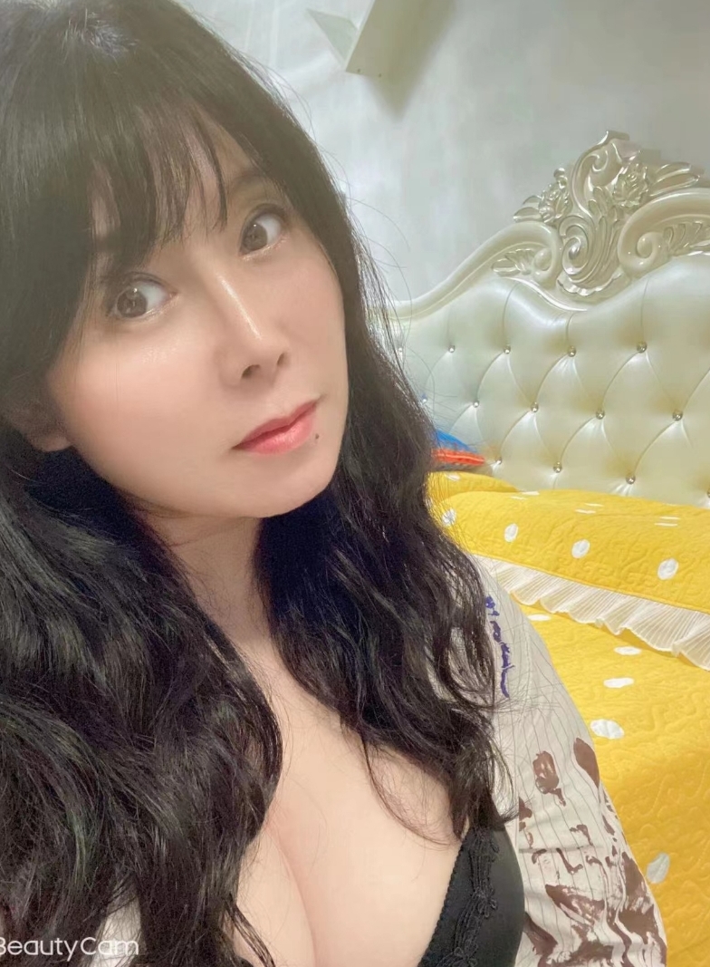 小嫂子   花样多