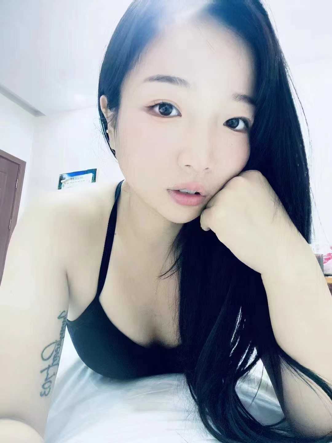 川妹橙子超欲水床服务