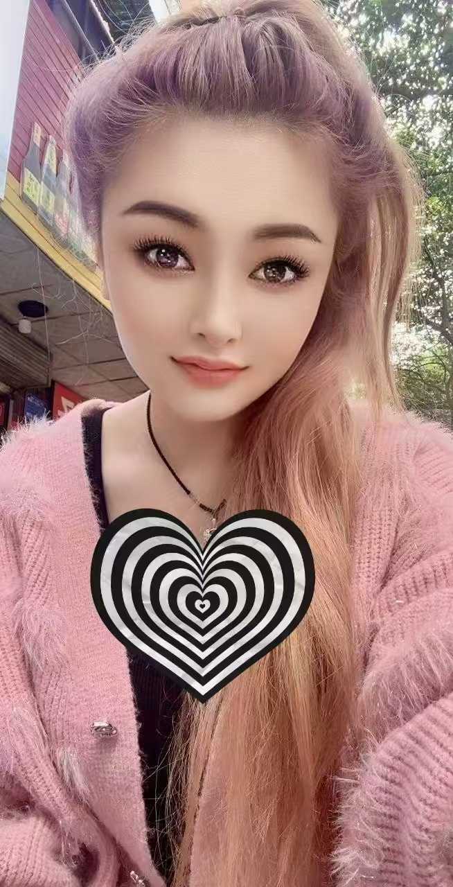 渭滨大眼肉感小姐姐娜娜