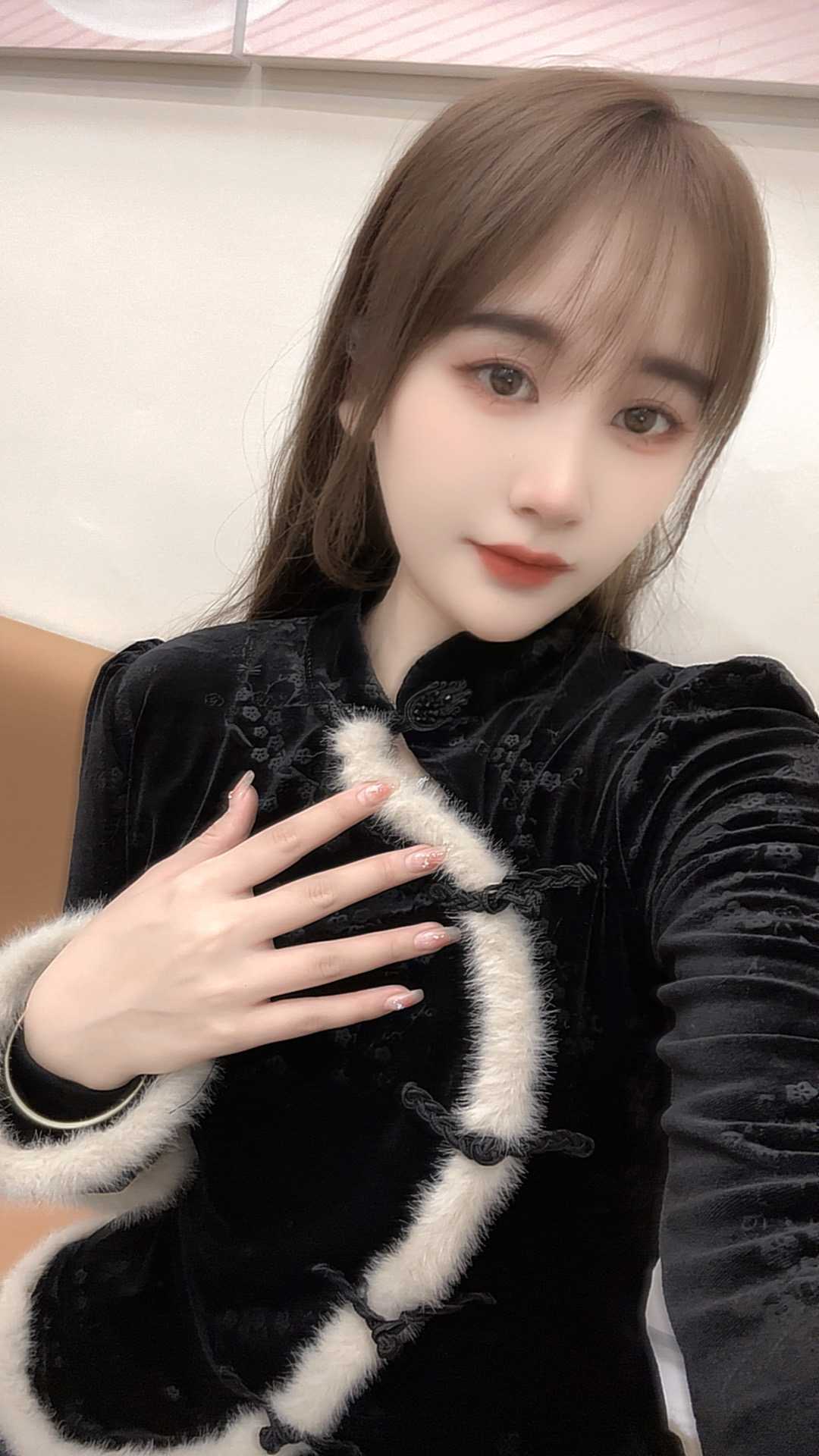 南海新人靓女彤彤