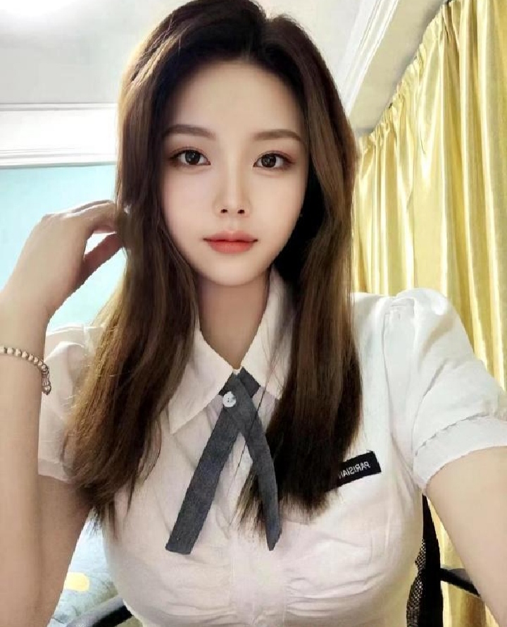 丰泽白嫩大胸女友