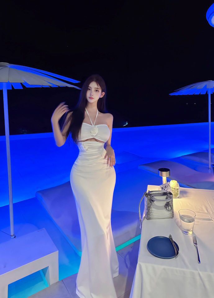 魔鬼身材极品御姐