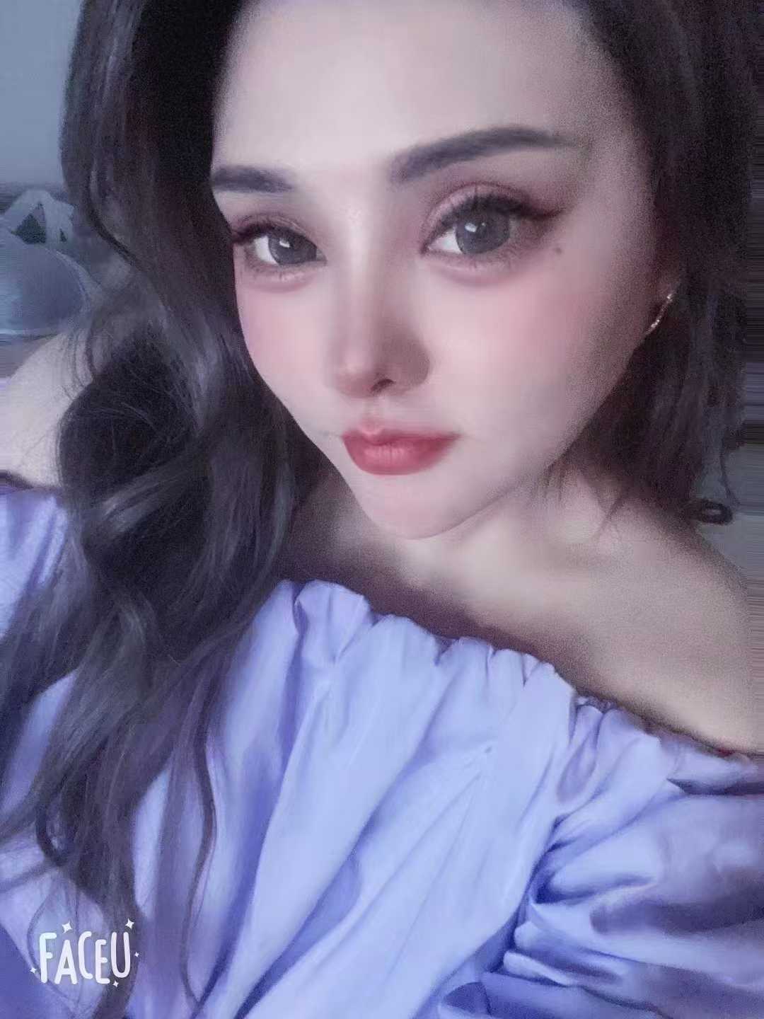 河西大眼萌妹lucky