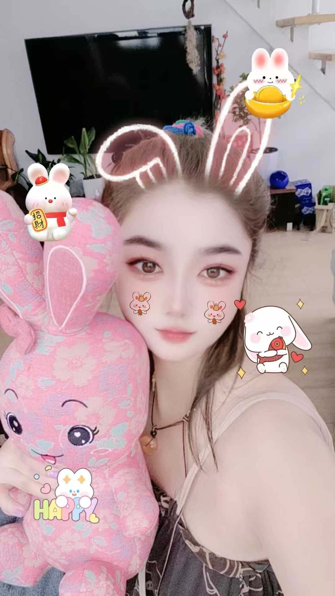 白净圆润九儿小姐姐