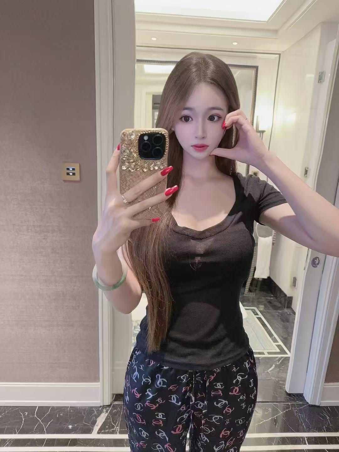 南湖新茶刚下海粉嫩多汁