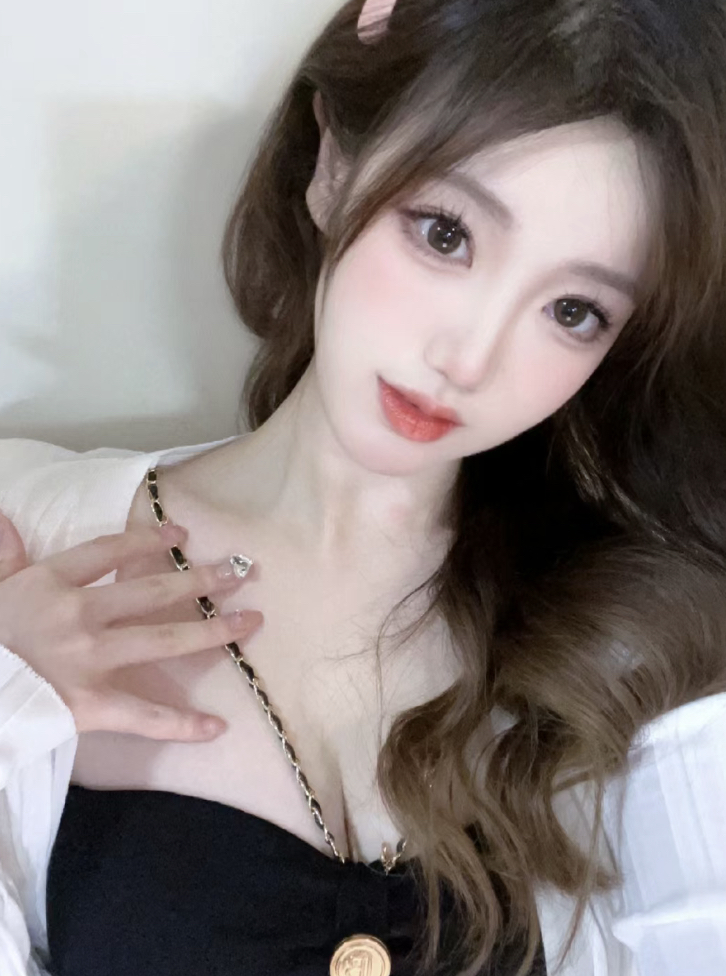 白嫩大奶 可 做~ai