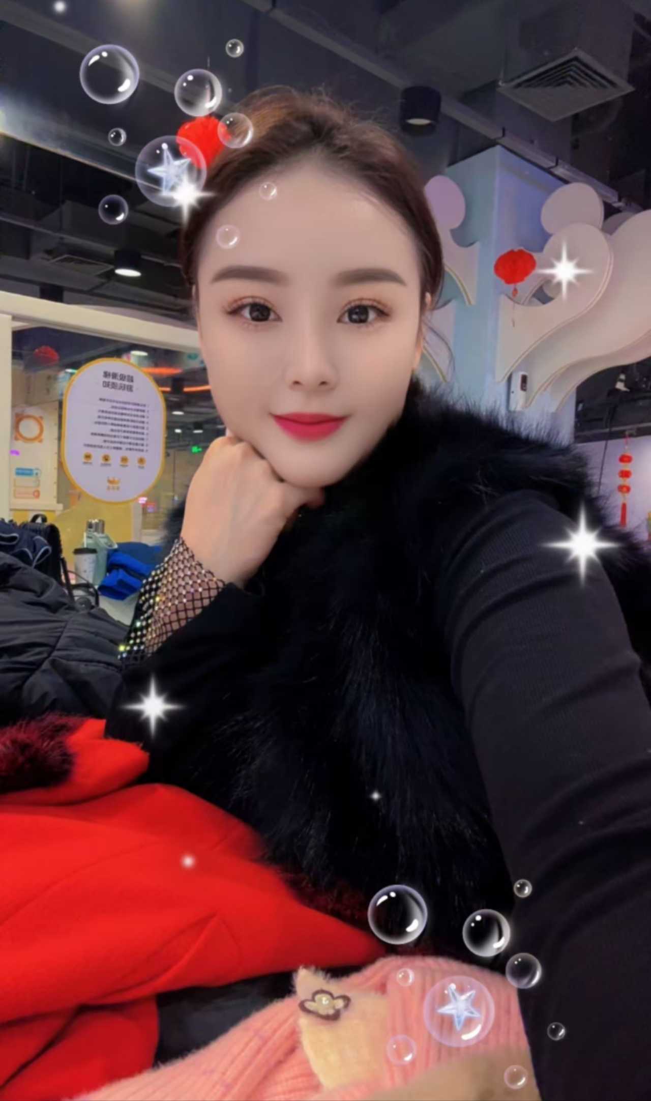 身材火辣性格温柔御姐