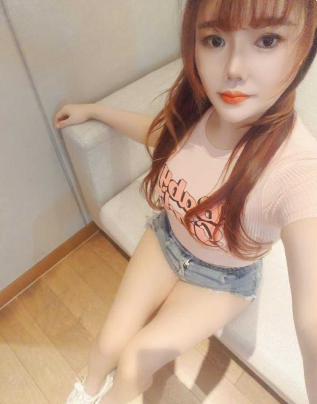 西湖大奶六六