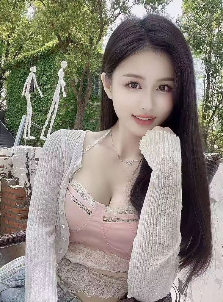 朝阳白嫩大奶美妞雪儿