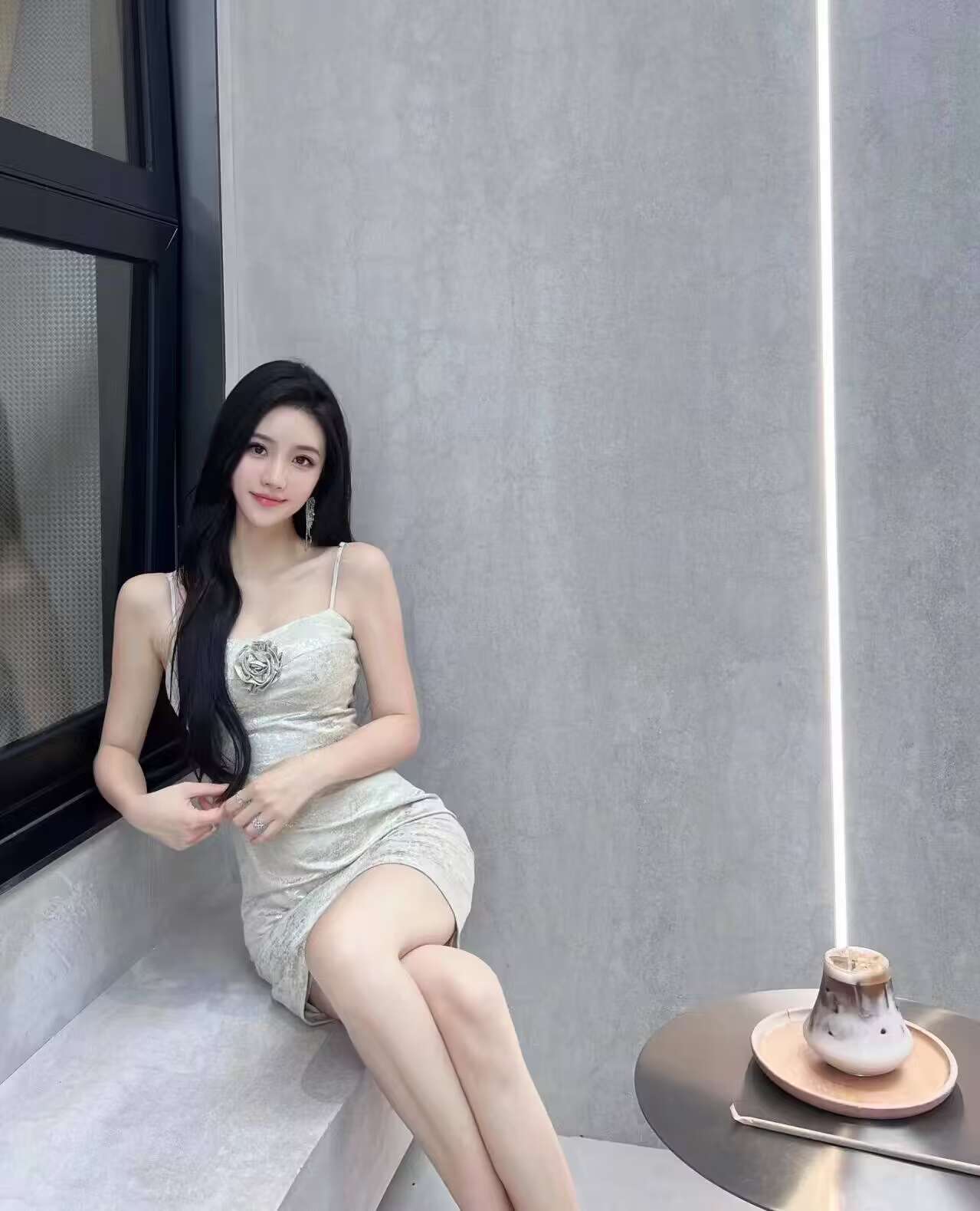 龙岗橘子美眉