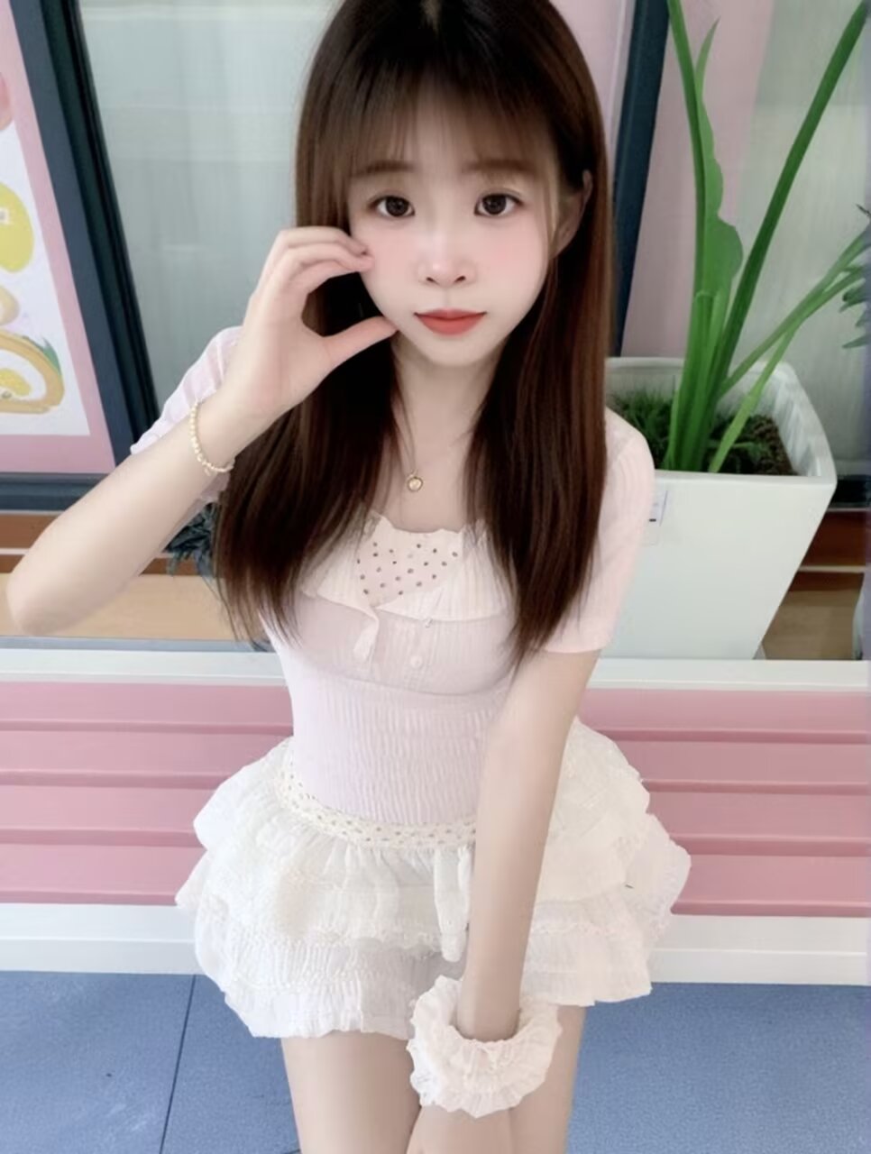 年轻小妹小辣椒。