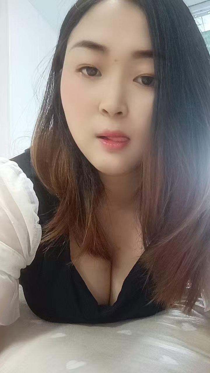 如皋丰满热辣小少妇