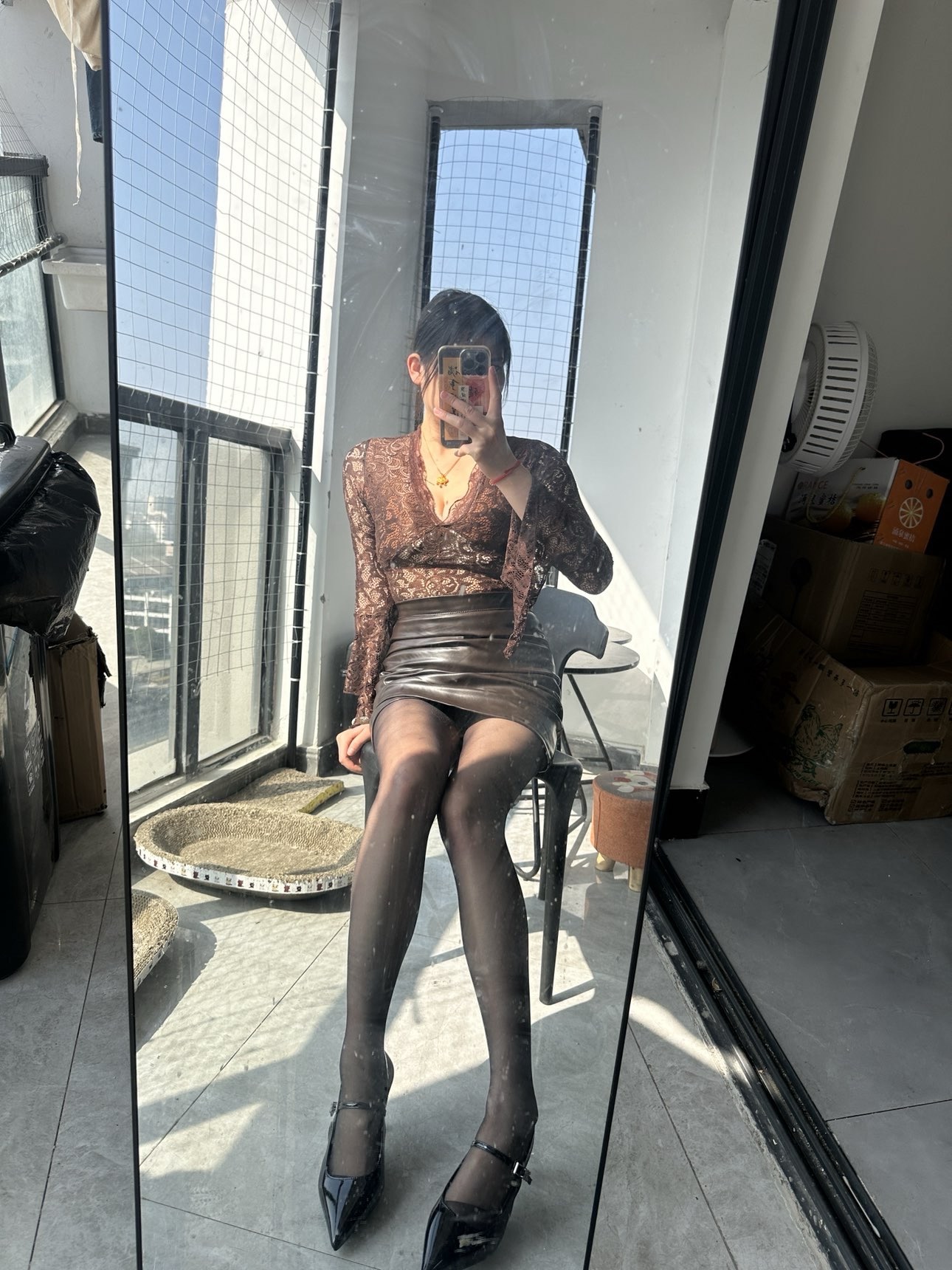 路桥大奶性感妹妹刚下海