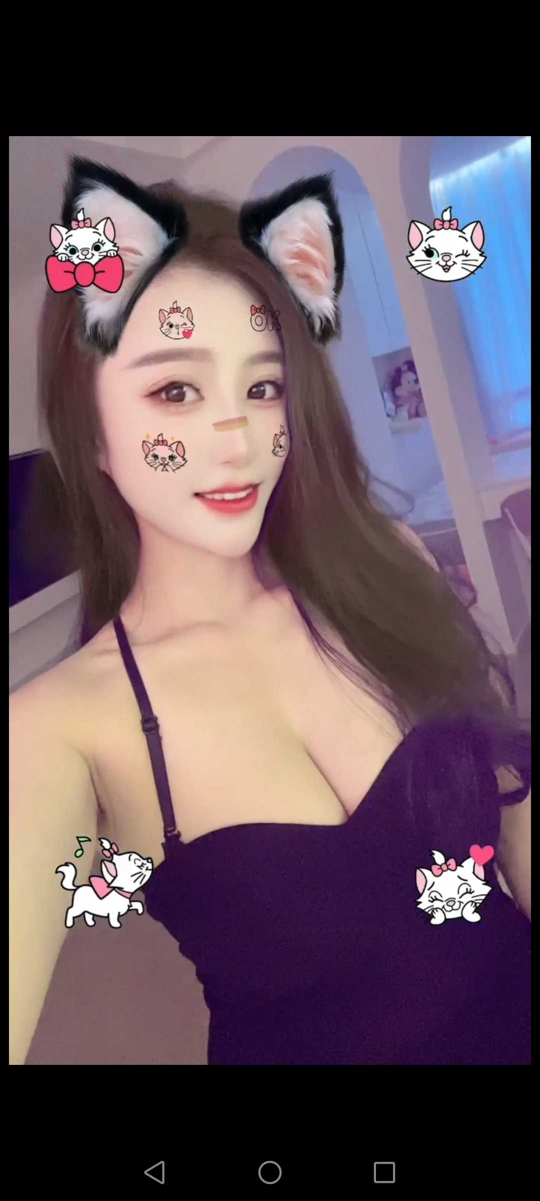 六合翘臀粉嫩妹