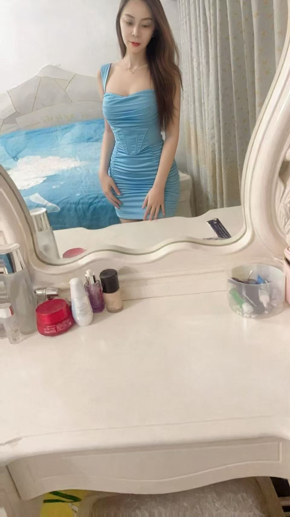 风情热辣小姐姐静静