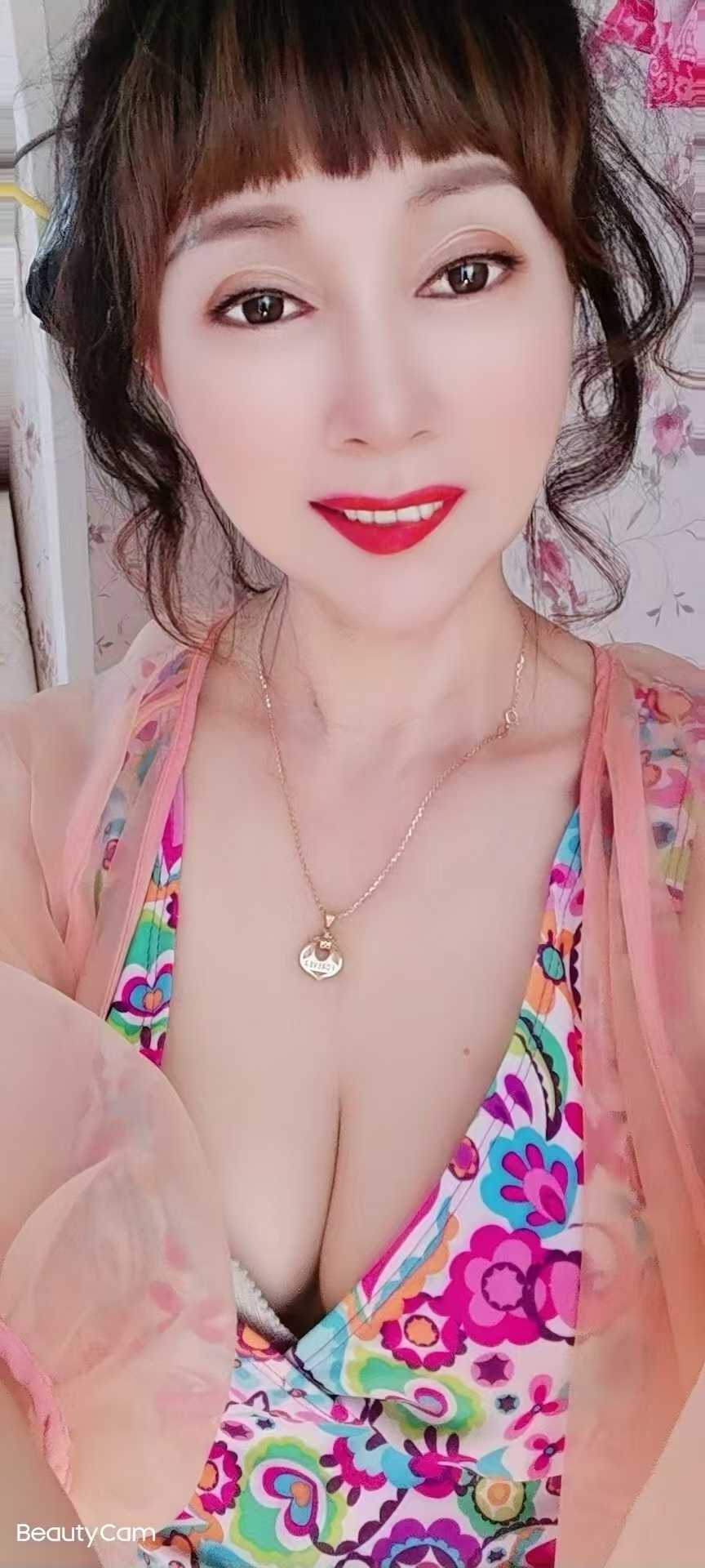 开发区风情小姐姐