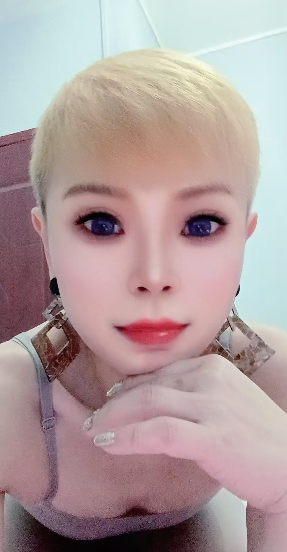 服务系妖艳舌王姐