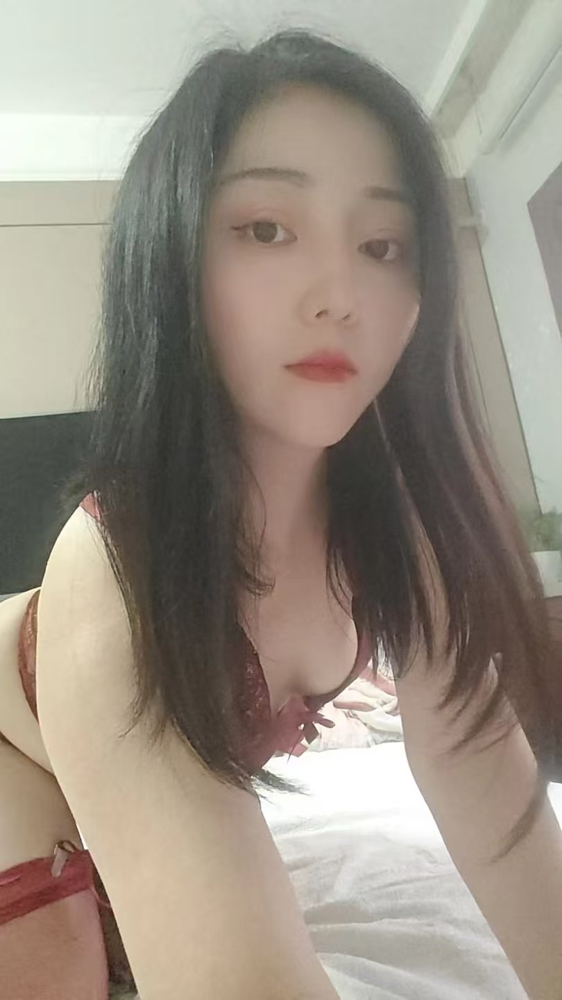 黄浦大奶辣妹西西