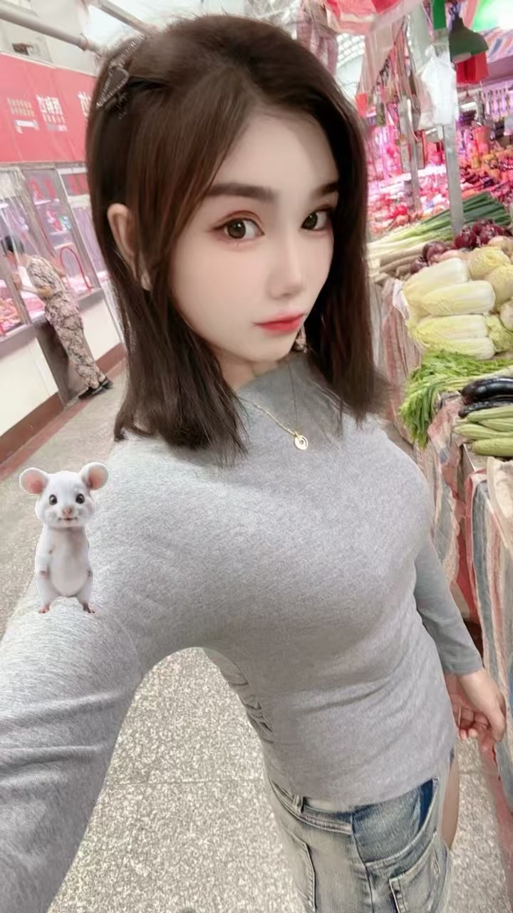 滨海年轻美女