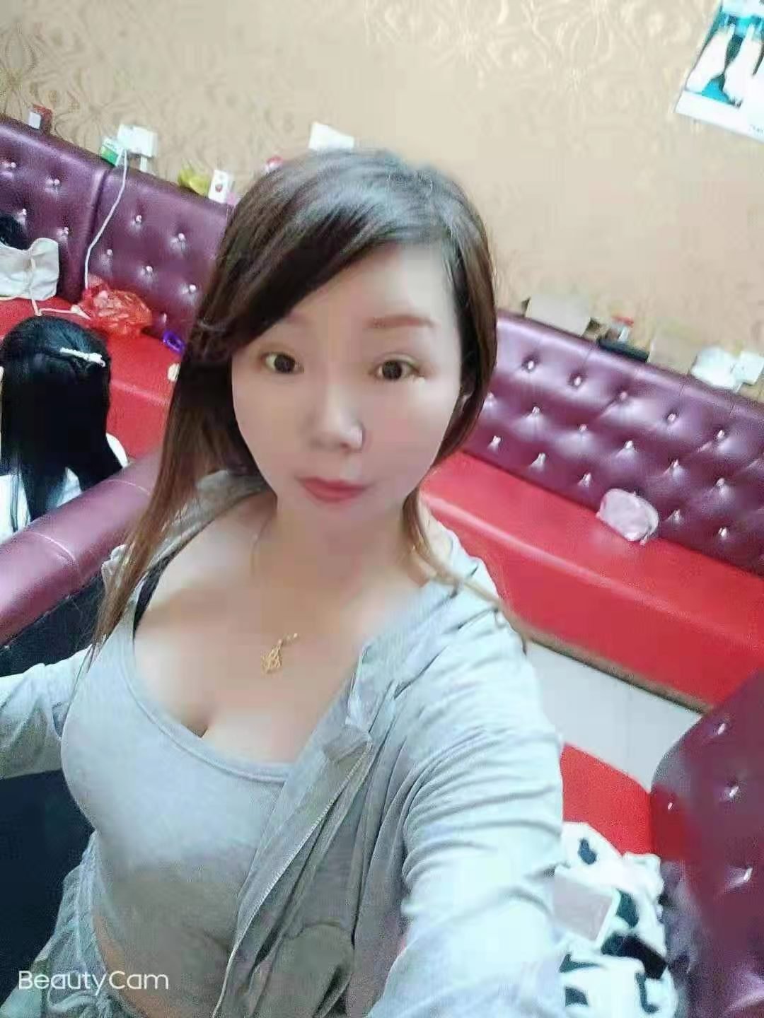宝安大奶服务系玲玲
