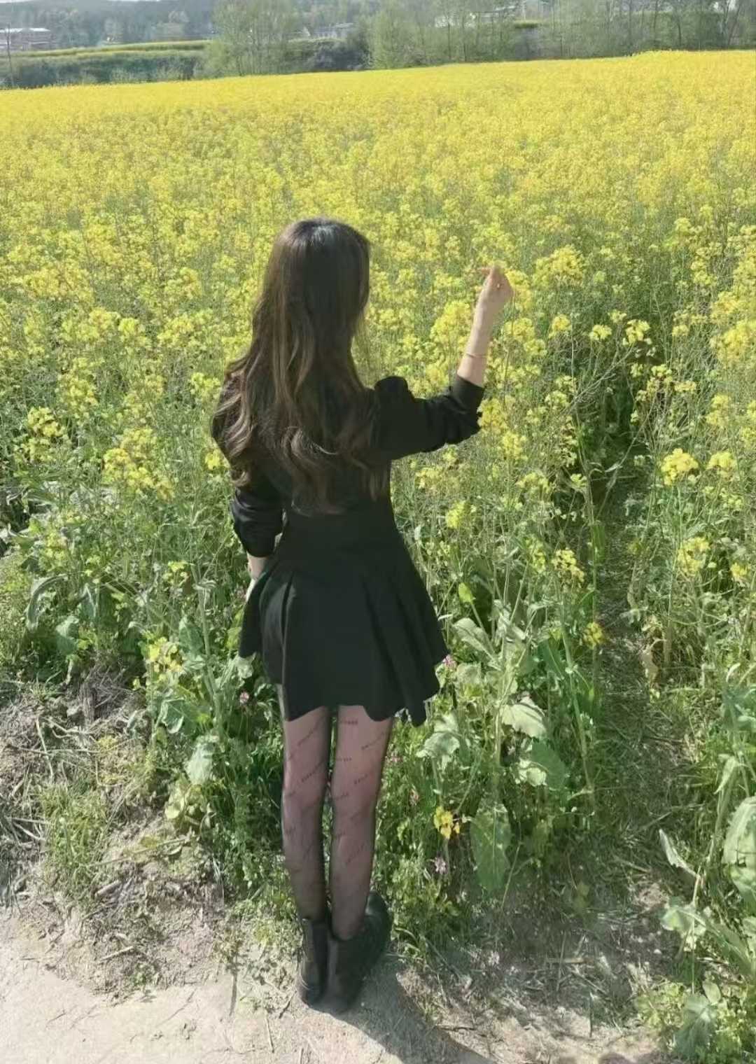 瓯海性感美腿御姐