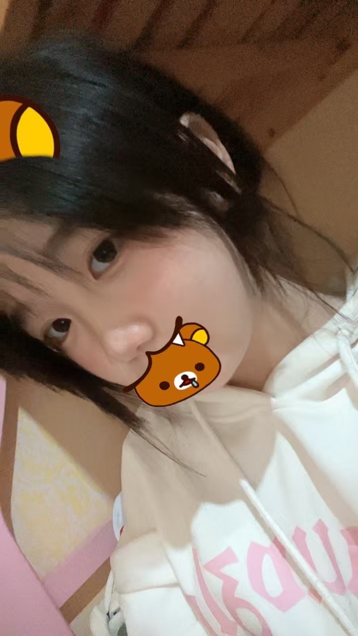 需要帮助本人18岁 小巧可爱