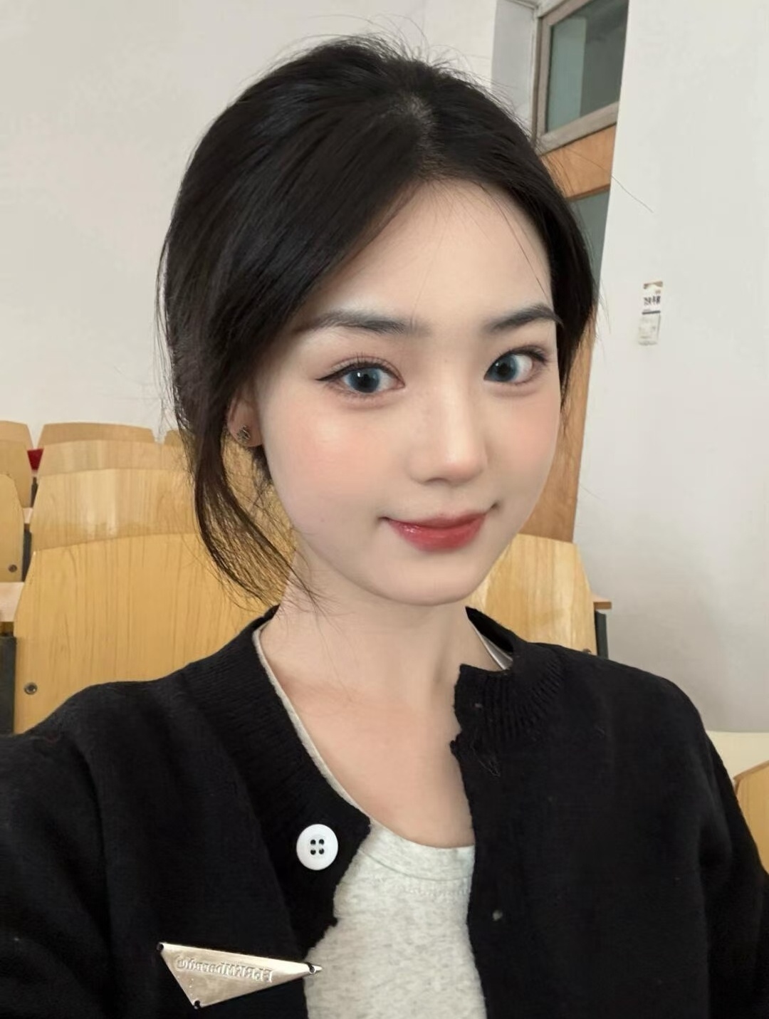 苗条可爱,娃娃脸,个人兼职