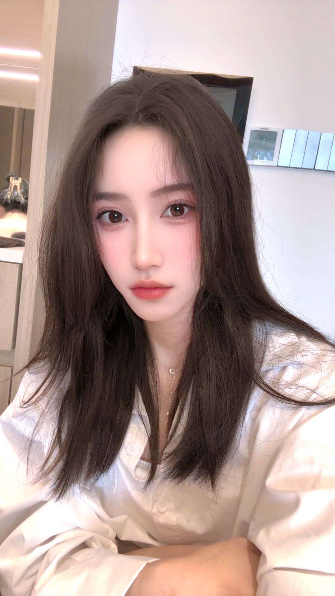 短期兼职洋气少女