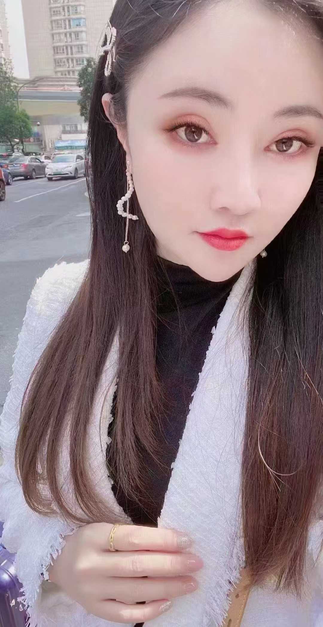 秀英区丰满热辣妃妃