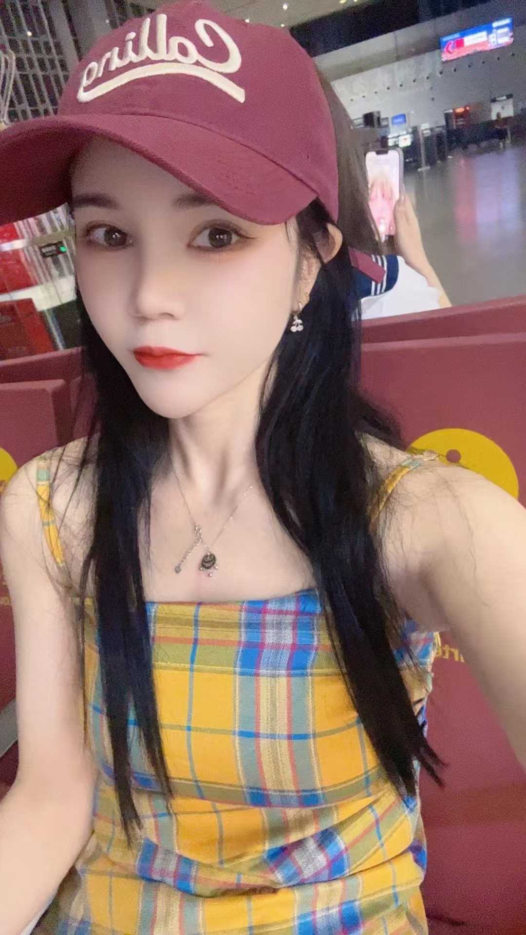 拱墅白嫩小女友佳琪